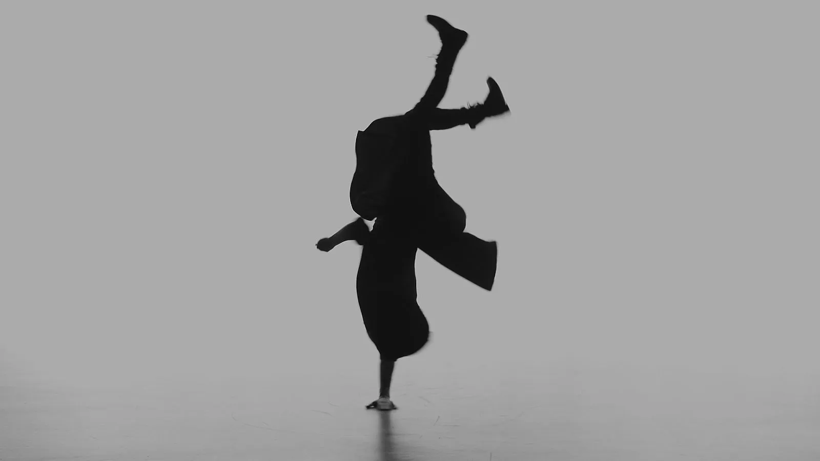 Standbild aus dem Tanzfilm Oxymoron, Bild 3