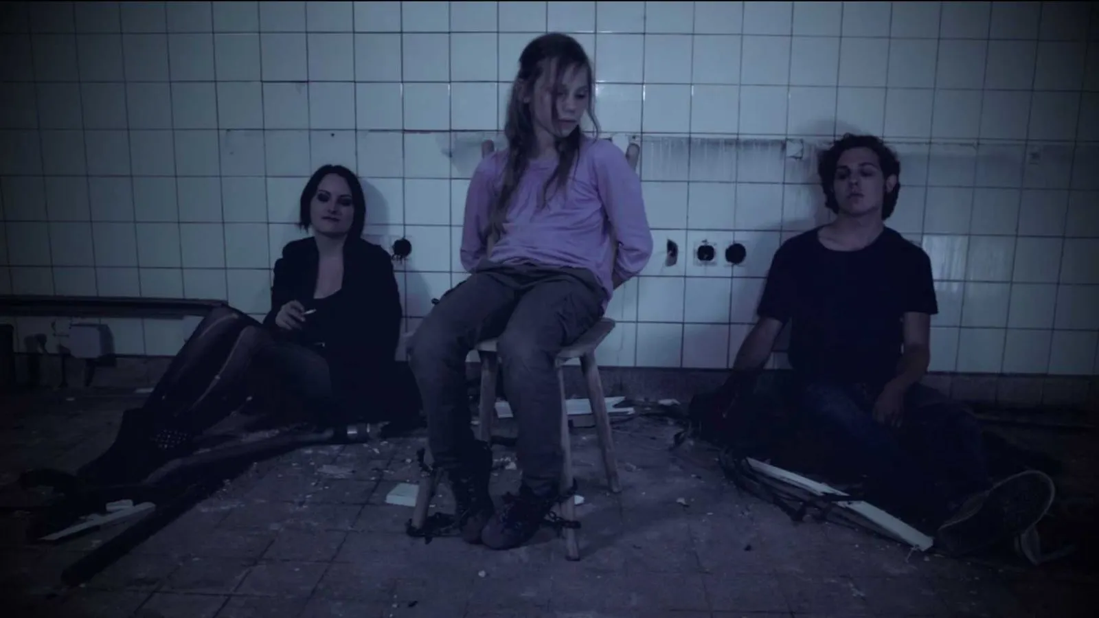 Standbild aus dem Kurzfilm Ihre Schwester, Bild 3